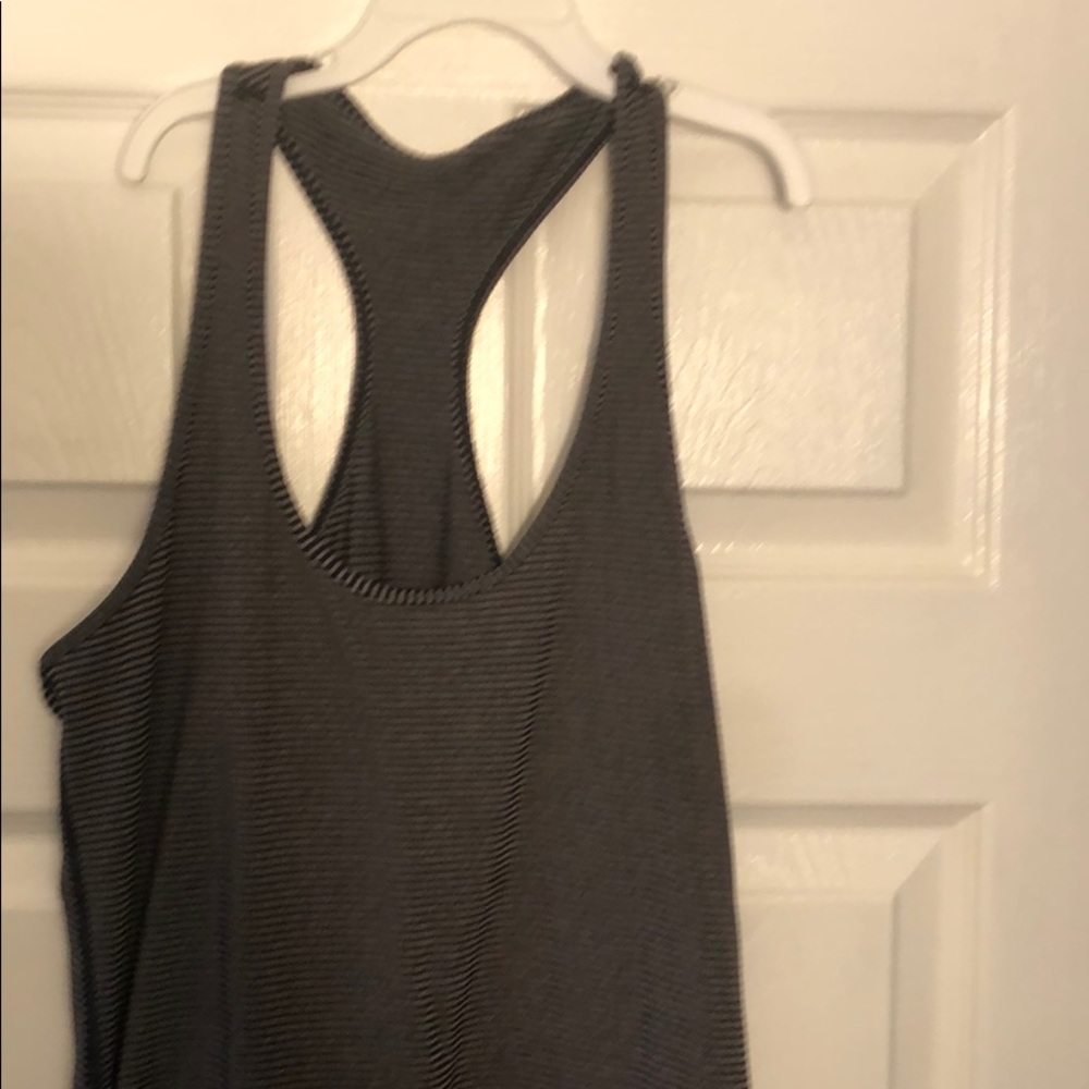 Lululemon tank top